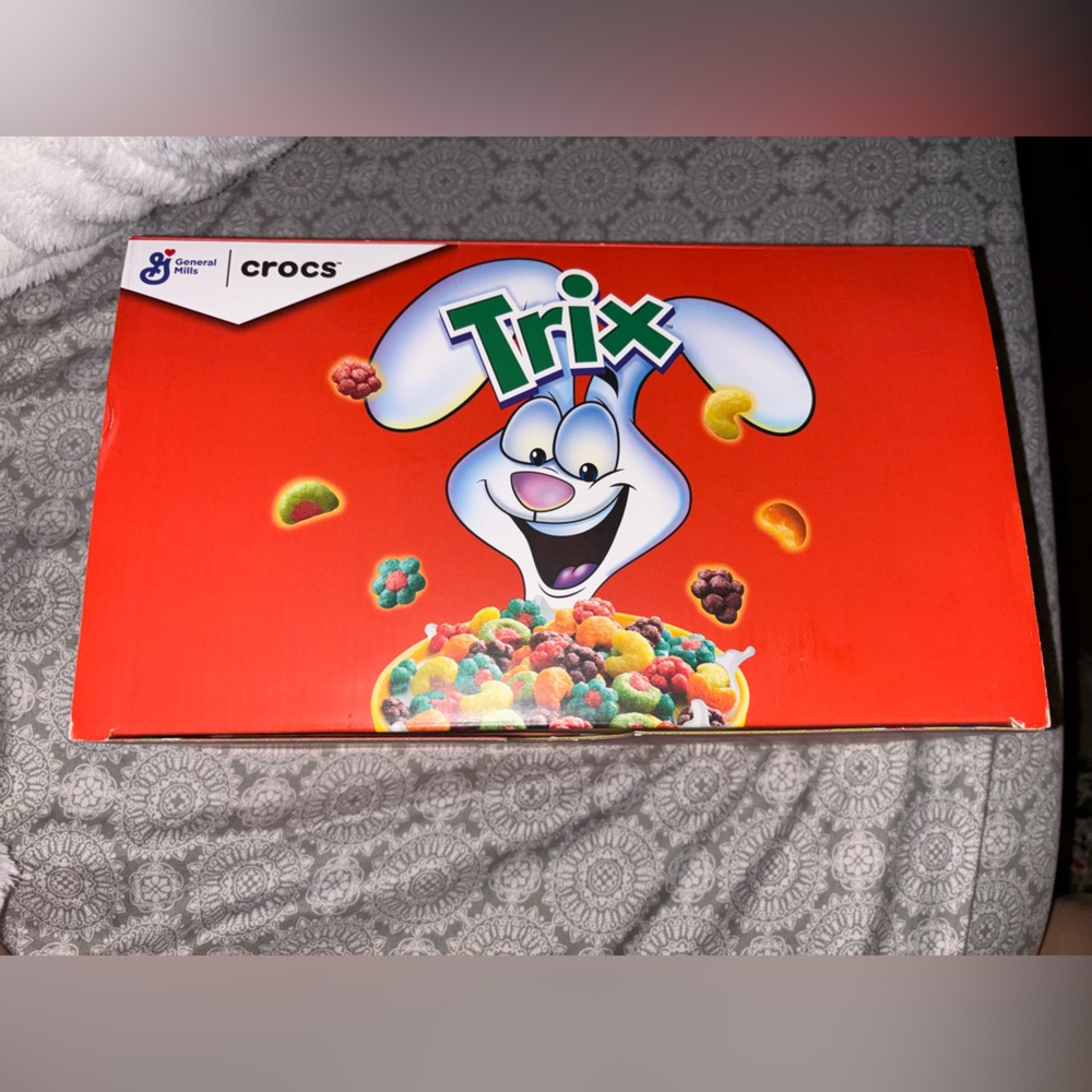 Trix Crocs - image 2